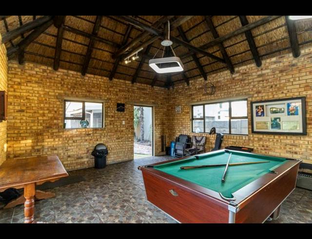 4 BEDROOM HOUSE FOR SALE IN BRACKENHURST